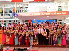 Trường THPT Xuân Đỉnh tổ chức kỷ niệm 42 năm ngày nhà giáo Việt Nam (20/11/1982 - 20/11/2024) và 70 năm thành lập Ngành giáo dục Thủ Đô (1954 - 2024)